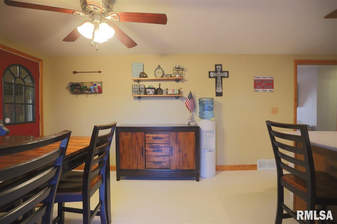1518 Hickory Point Road Metamora, IL 61548 - Photo 9 of 36 Gallery Image 9