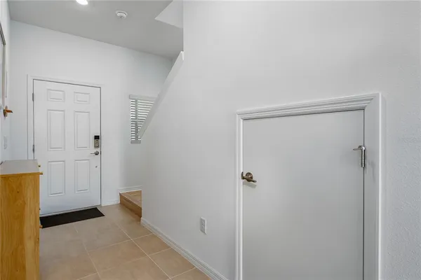 $2,150 | 6011 Whetstone Court, Palmetto, FL 34221