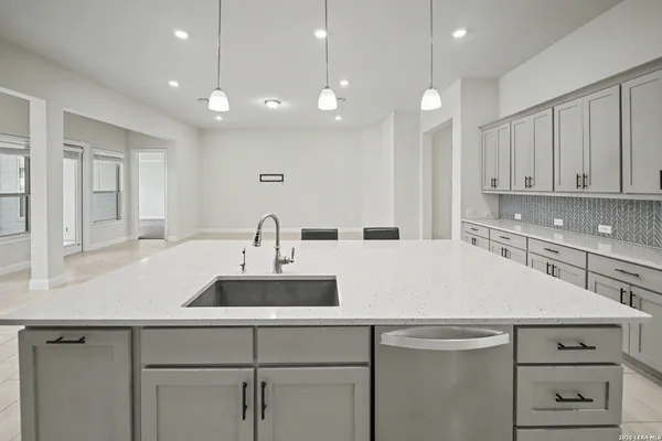 $2,450 | 217 Turning Stone, Cibolo, TX 78108