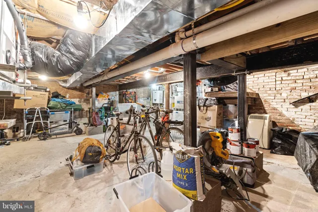 $6,700 | 85 R Street Northwest, Washington, DC 20001