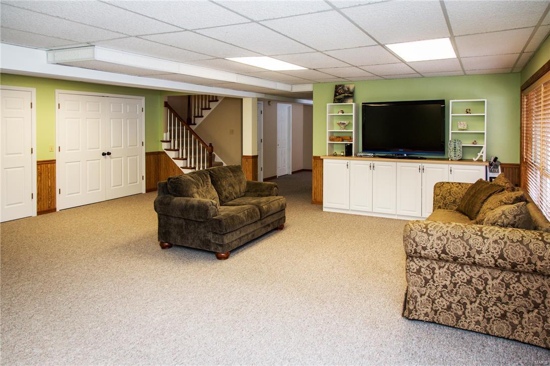 406 Ballwin Estates Court Ballwin, MO 63021 - Photo 22 of 25 Gallery Image 22