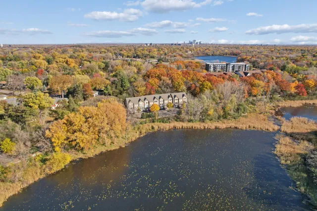 $399,900 | 9816 Cove Drive, Minnetonka, MN 55305