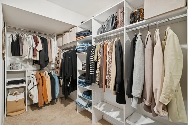 $425,000 | 9816 Cove Drive, Minnetonka, MN 55305