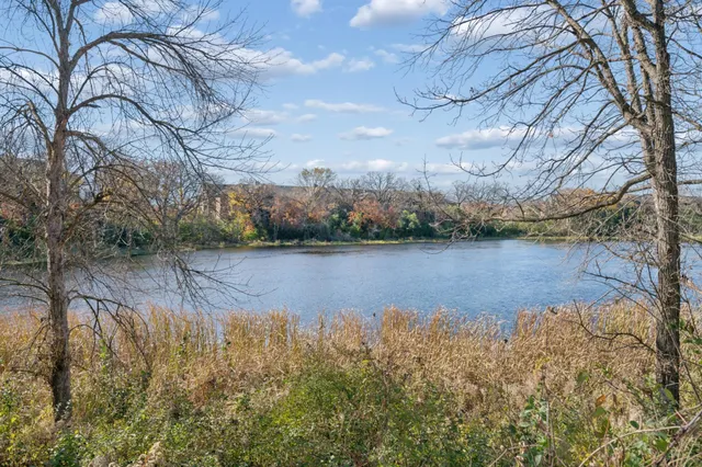 $425,000 | 9816 Cove Drive, Minnetonka, MN 55305