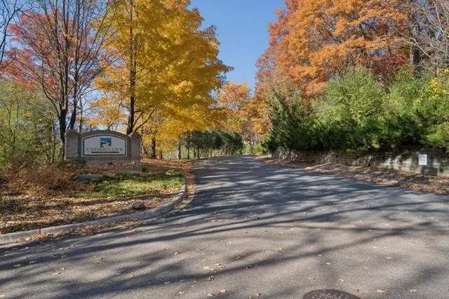 $399,900 | 9816 Cove Drive, Minnetonka, MN 55305