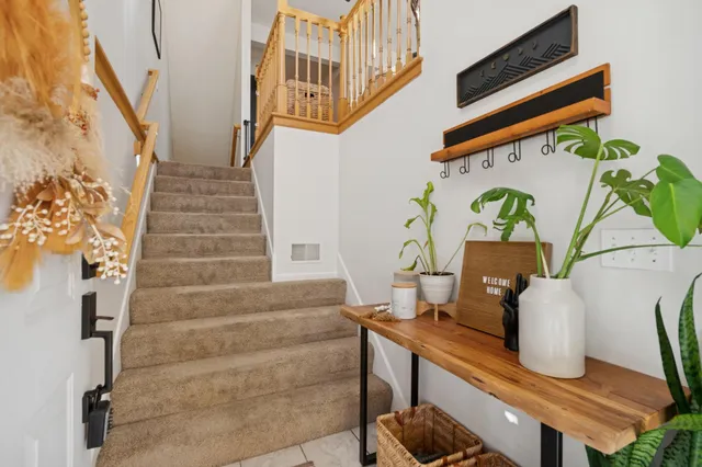 $425,000 | 9816 Cove Drive, Minnetonka, MN 55305