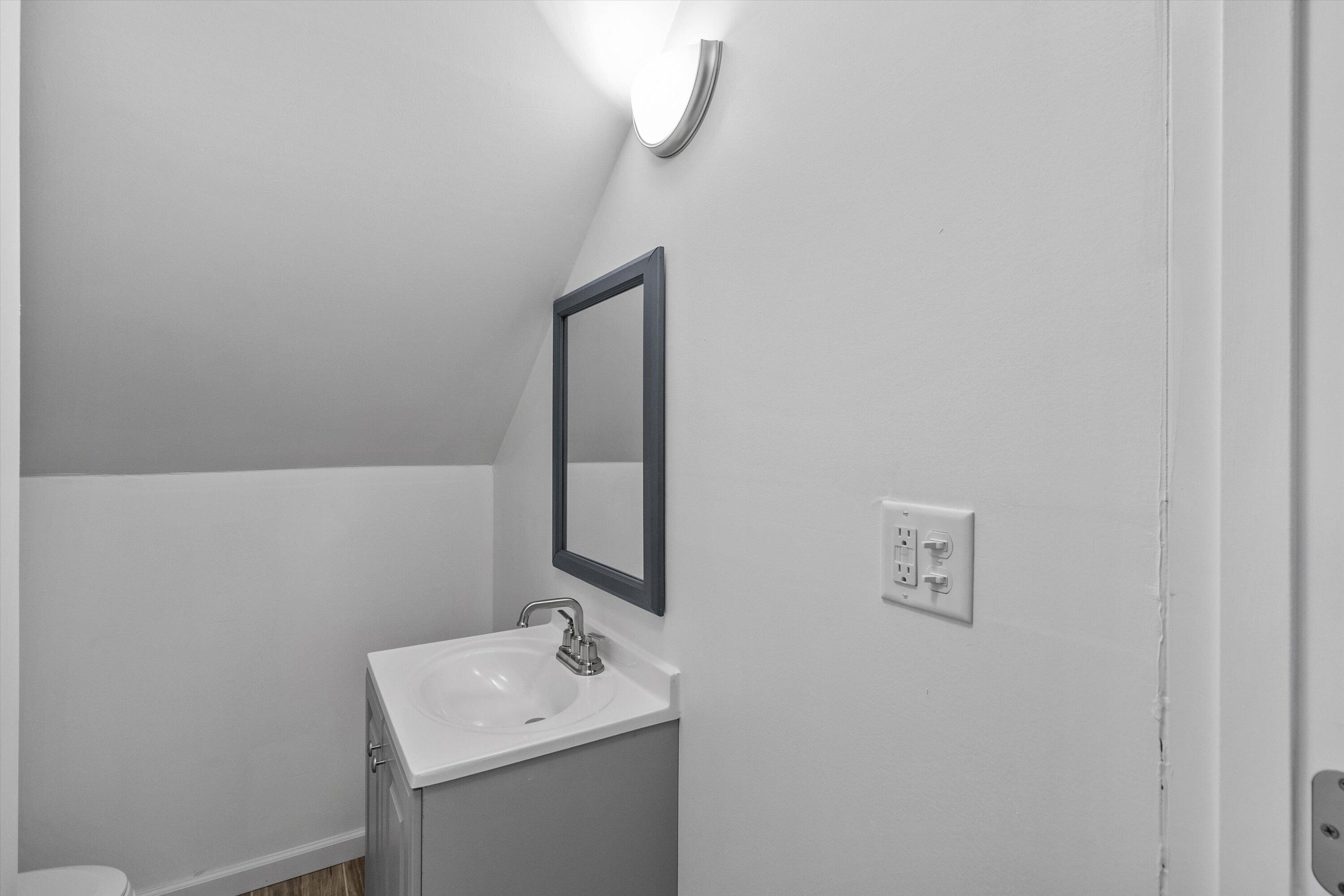 1342 St Patrick Street Racine, WI 53404 - Photo 28 of 40 Full Bath Upper