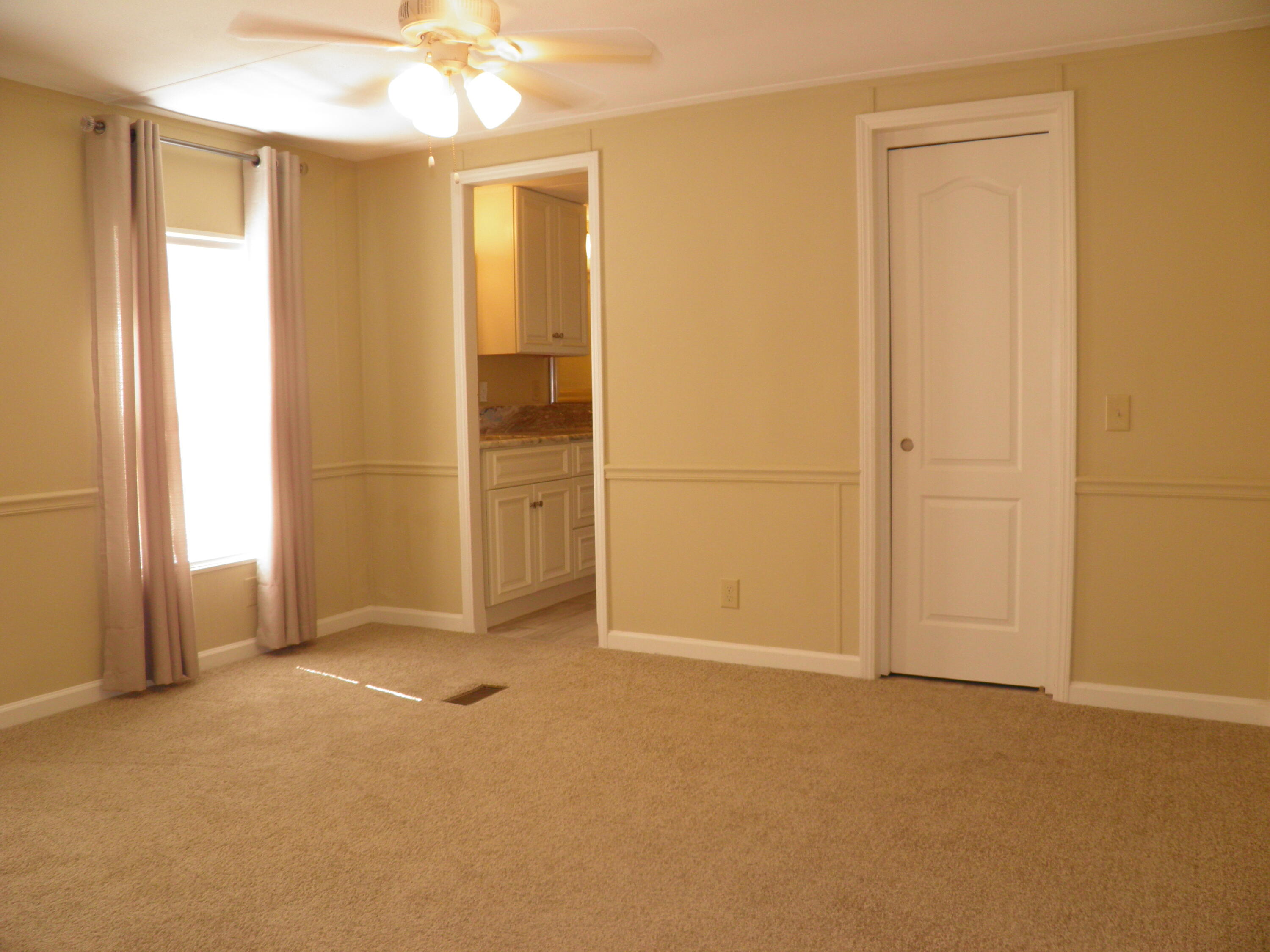 810 Gibson Road Fort Walton Beach, FL 32547 - Photo 16 of 35 Ensuite Bathroom
