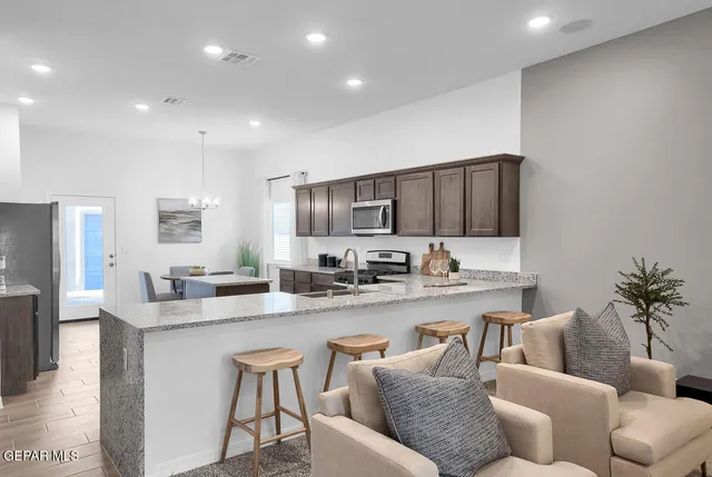 $334,950 | 14301 Chris Zingo Lane, Horizon City, TX 79928