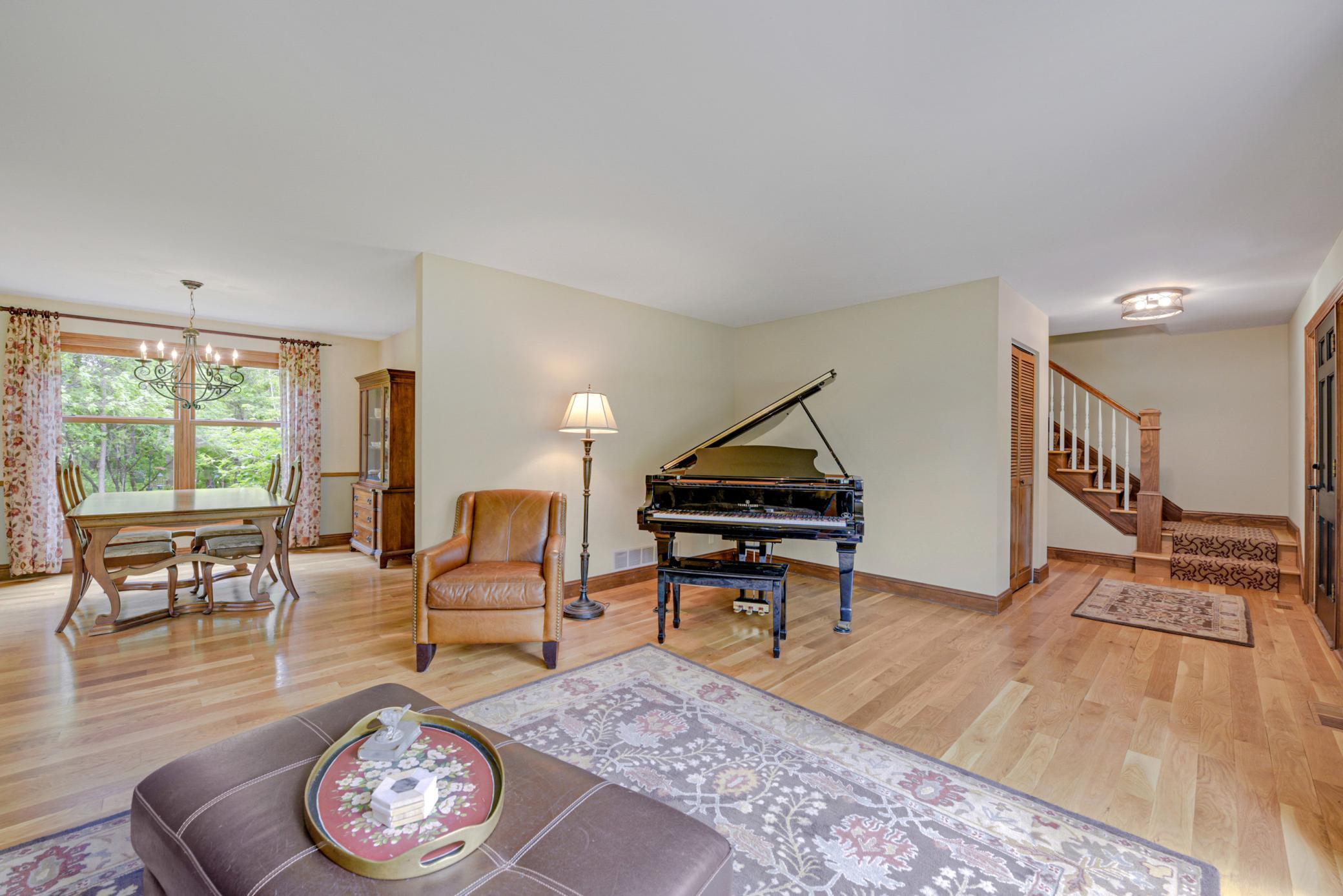 14700 Oakwood Road Minnetonka, MN 55345 - Photo 8 of 41