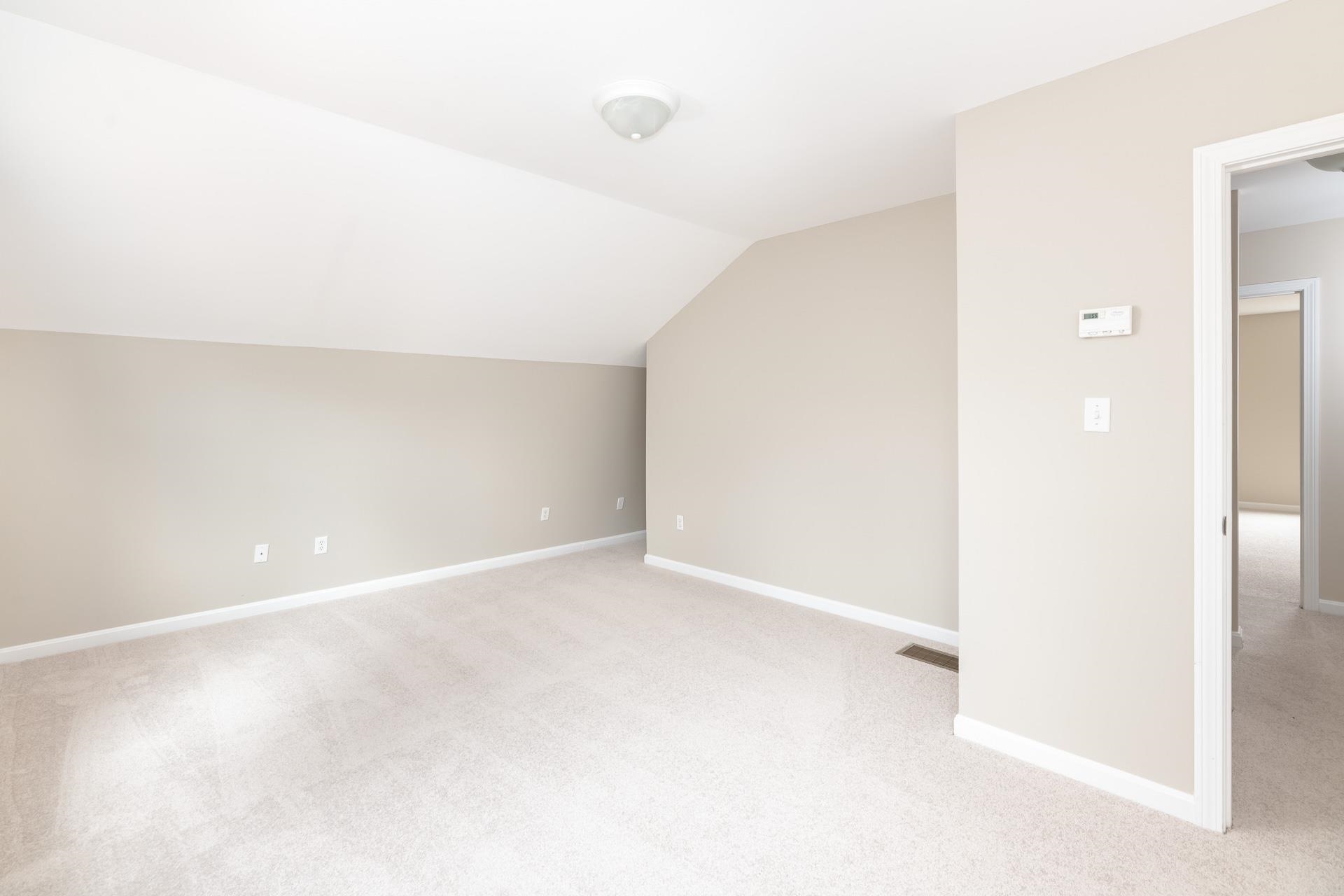 25 State Street Rochester, NH 03867 - Photo 13 of 32
