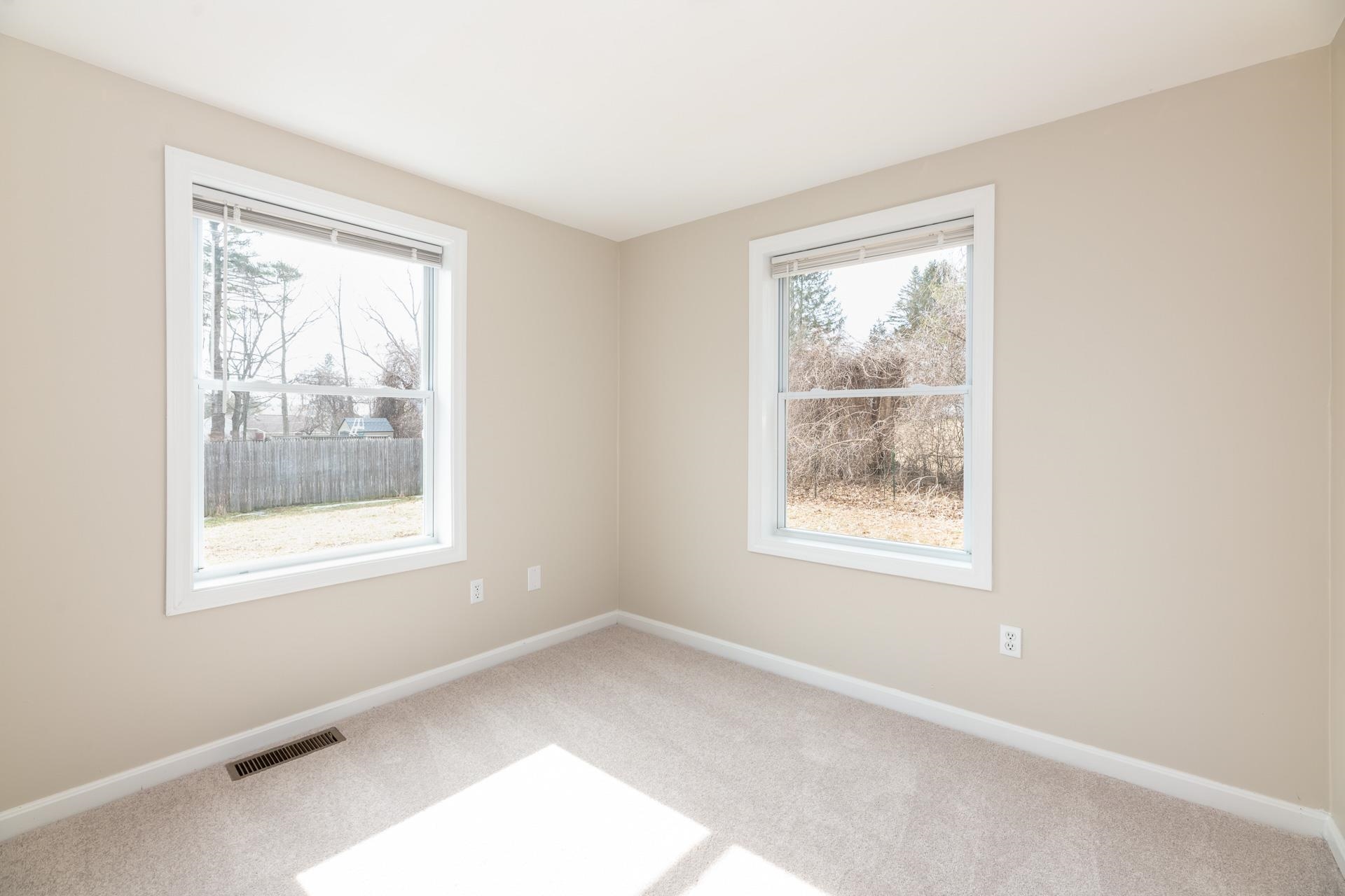 25 State Street Rochester, NH 03867 - Photo 20 of 32
