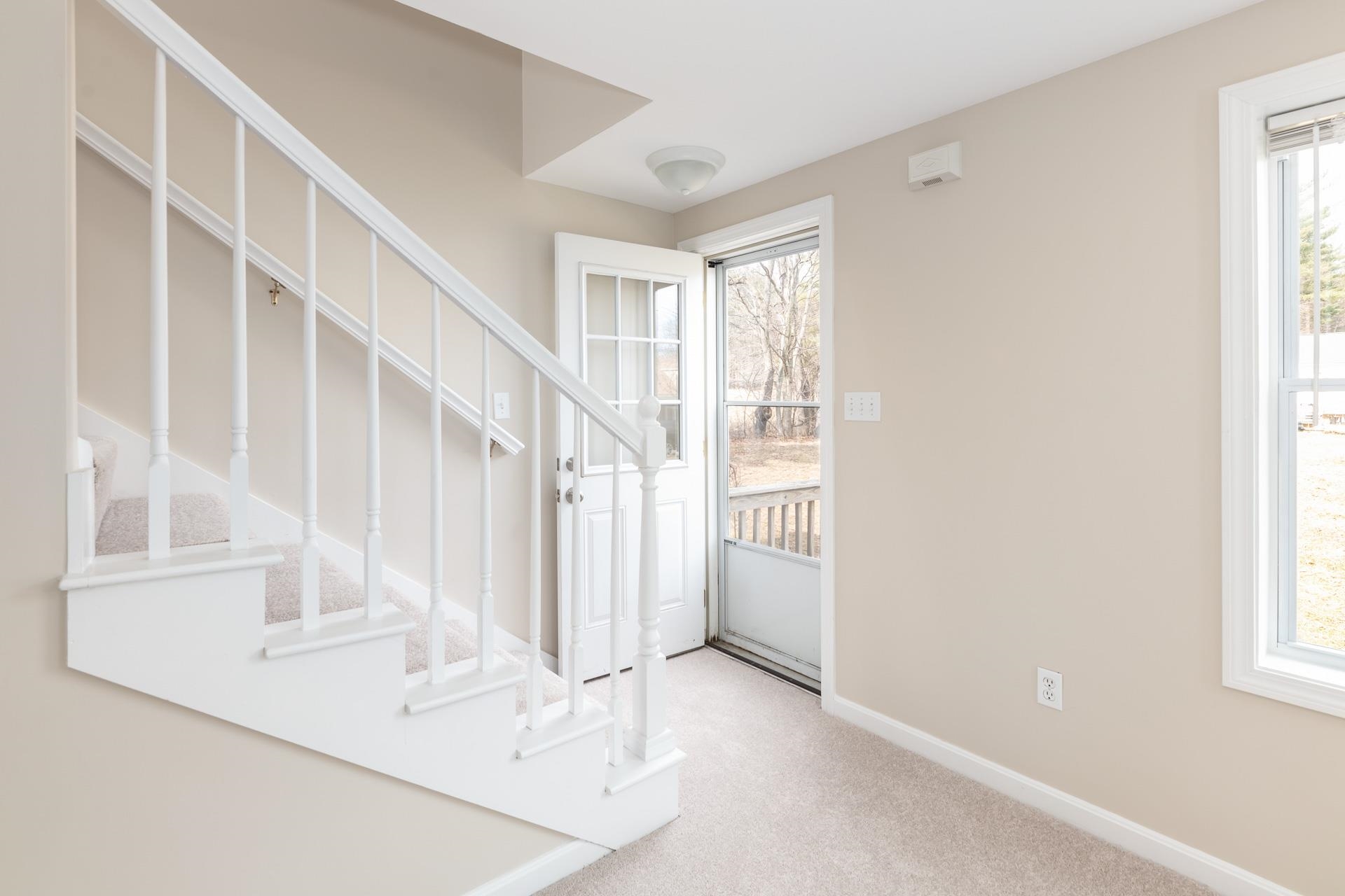 25 State Street Rochester, NH 03867 - Photo 10 of 32