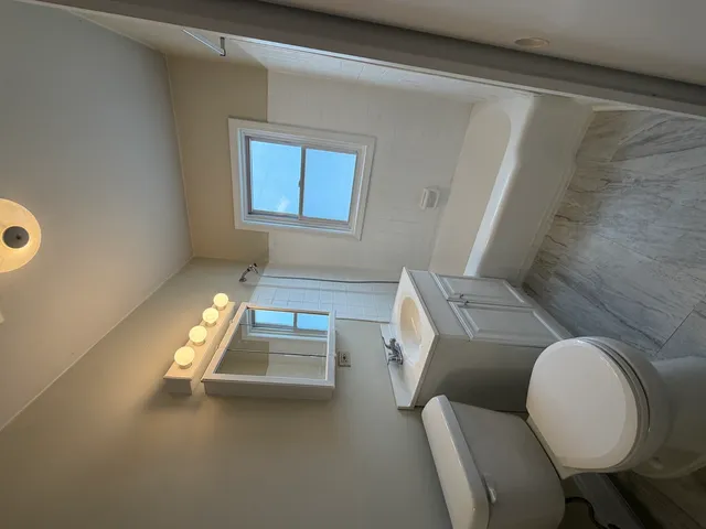 $2,975 | 538 Mills Street, Hinsdale, IL 60521