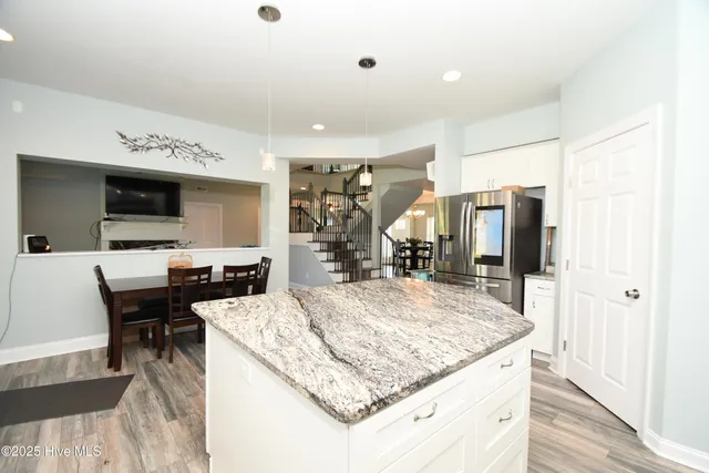 $585,000 | 2148 Stonecrest Drive Northwest, Calabash, NC 28467