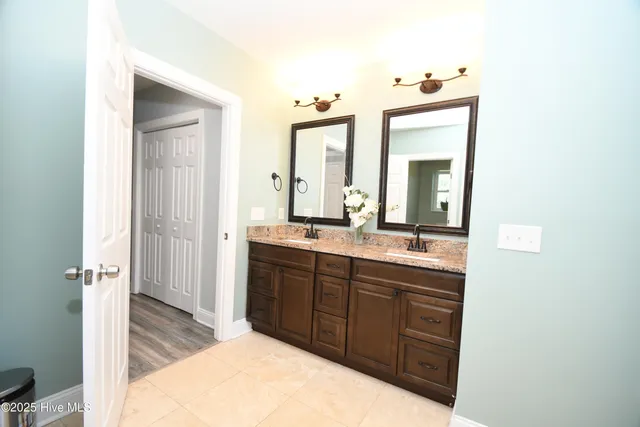 $585,000 | 2148 Stonecrest Drive Northwest, Calabash, NC 28467