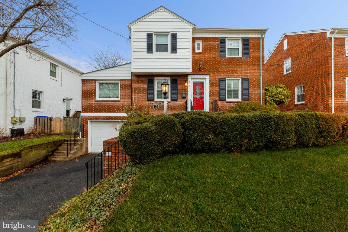 611 Forest Glen Road Silver Spring, MD 20901 - Photo 1 of 36 This is 611 Forest Glen Road!