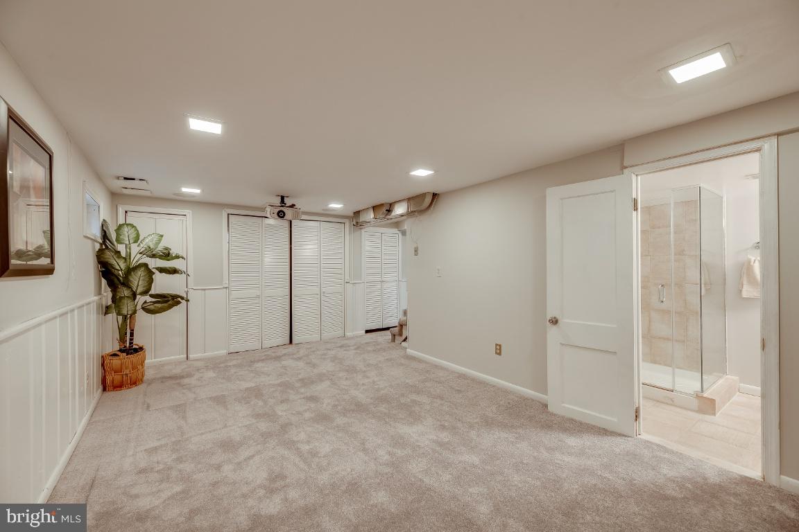 611 Forest Glen Road Silver Spring, MD 20901 - Photo 31 of 36 Basement den/play area!