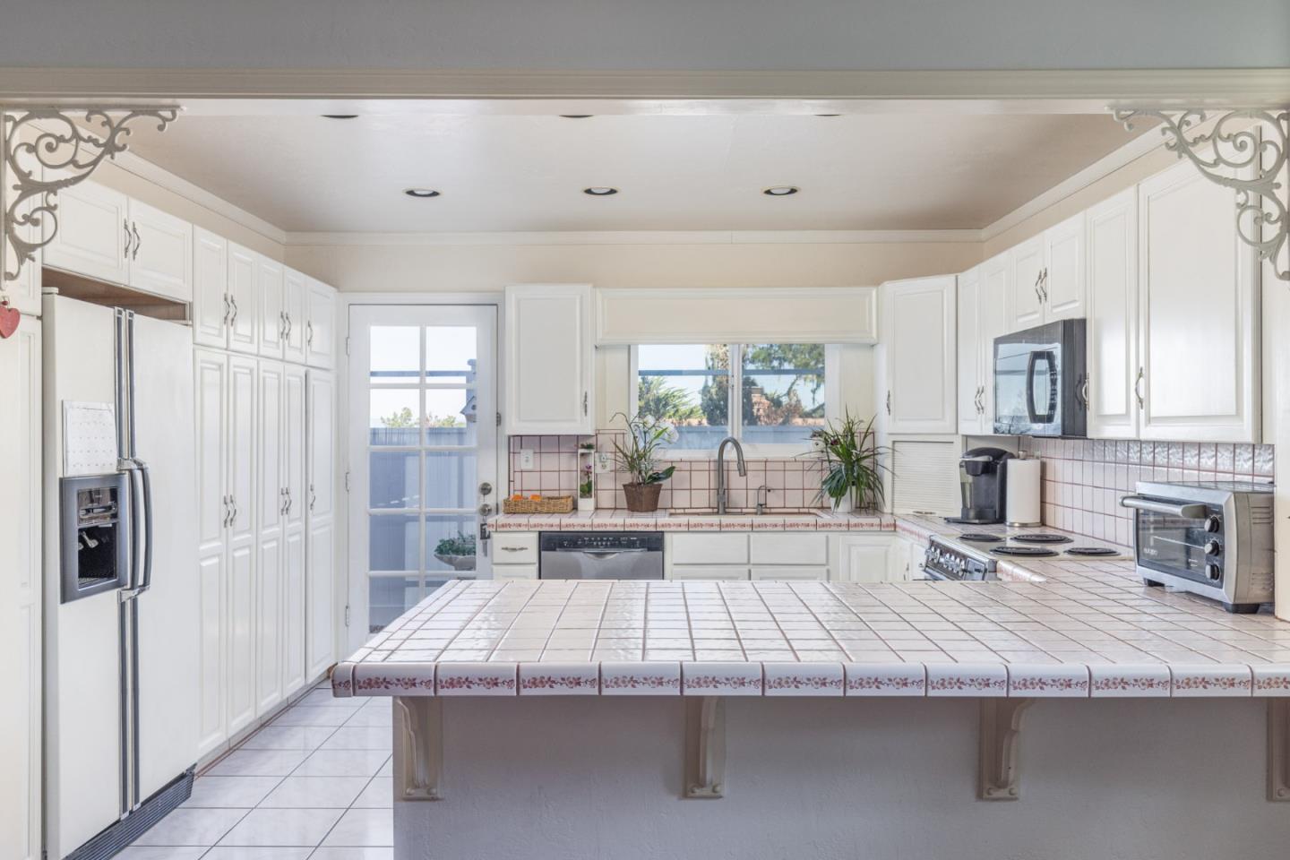 2962 Club Road Pebble Beach, CA 93953 - Photo 9 of 30