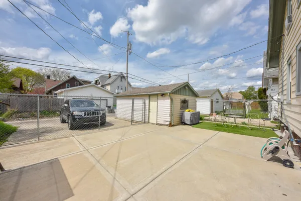 $225,000 | 2809 North 38th Street, Milwaukee, WI 53210