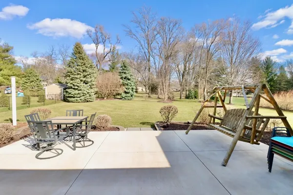 $525,000 | 10107 Atwood Road, Roscoe, IL 61073