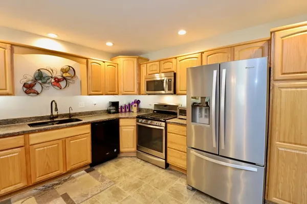 $525,000 | 10107 Atwood Road, Roscoe, IL 61073