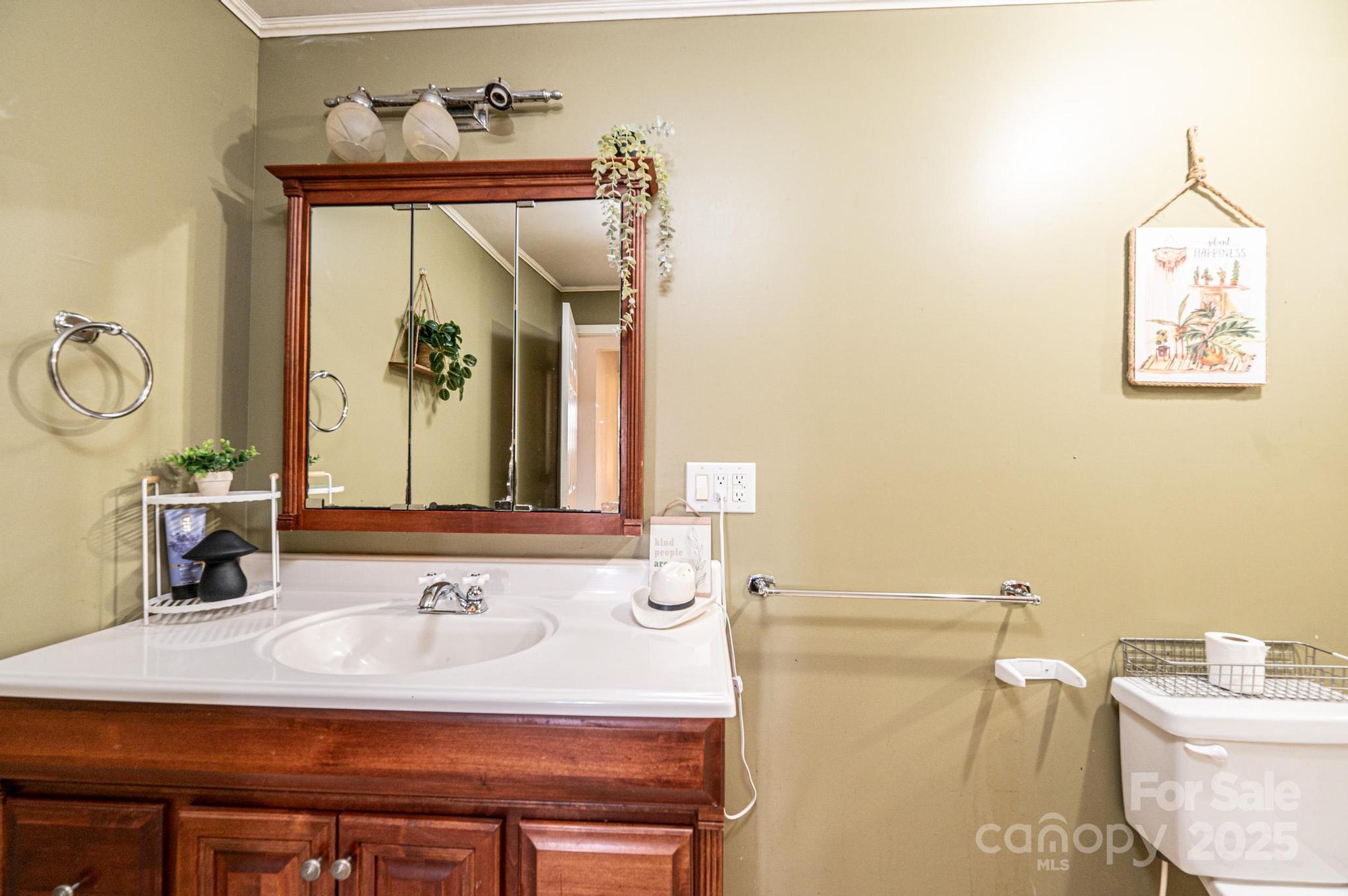 4238 Johnson Bridge Road Hickory, NC 28602 - Photo 12 of 25 Gallery Image 12