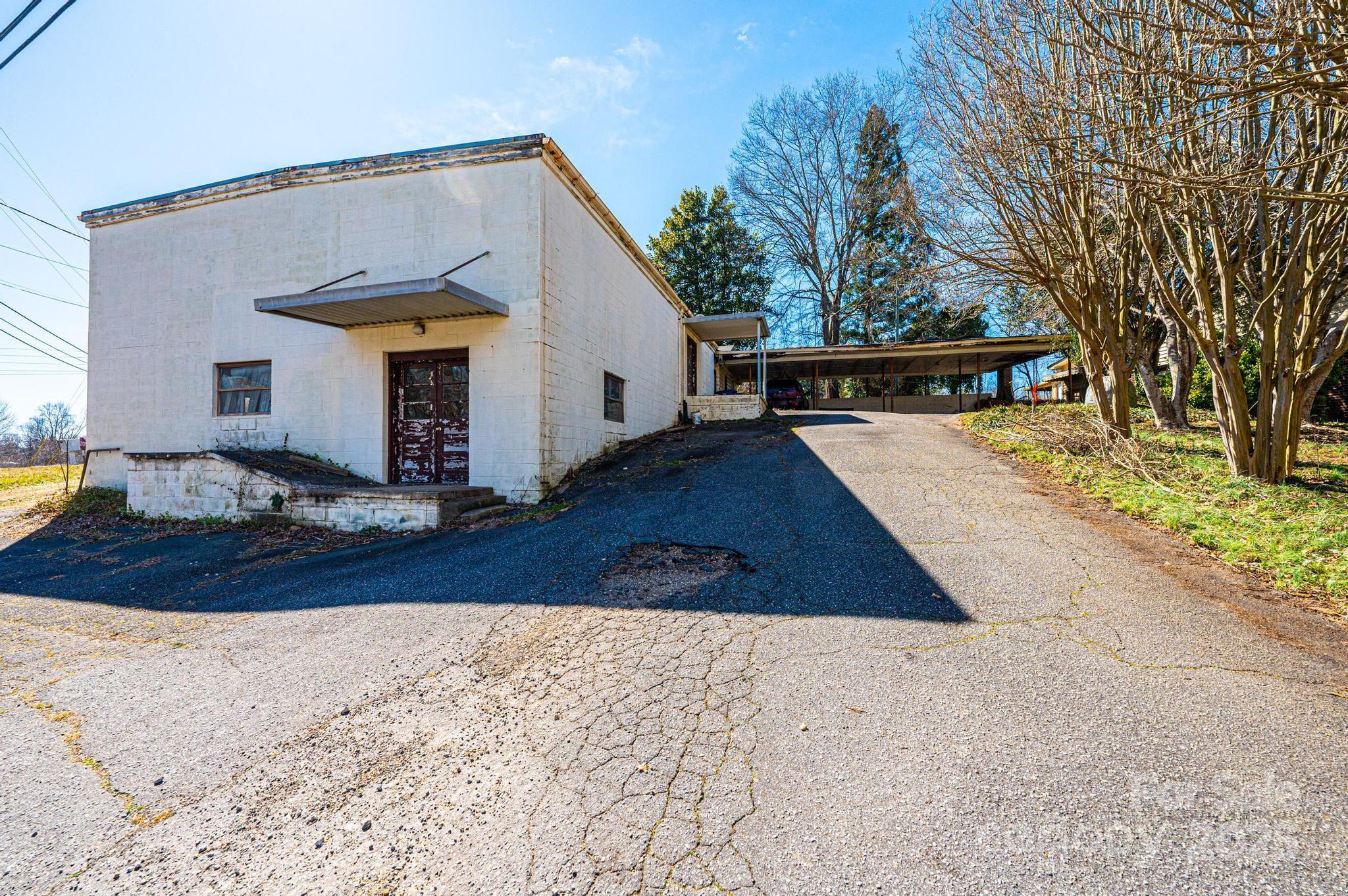 4238 Johnson Bridge Road Hickory, NC 28602 - Photo 23 of 25 Gallery Image 23