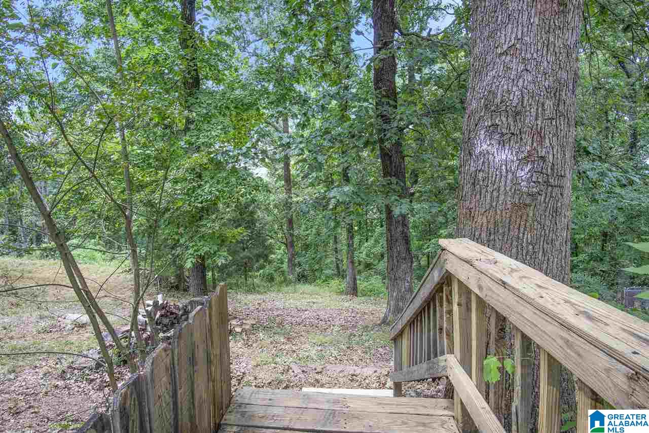 1038 Crest Road Leeds, AL 35094 - Photo 33 of 34 Gallery Image 33