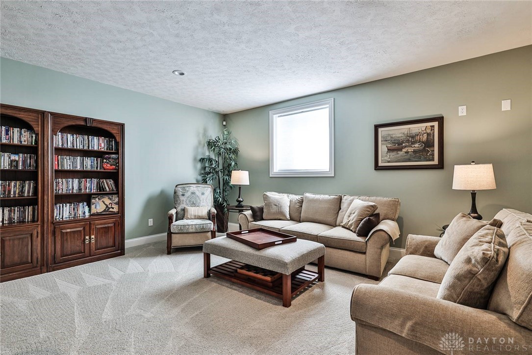3974 Sable Ridge Drive Bellbrook, OH 45305 - Photo 36 of 68 Gallery Image 36