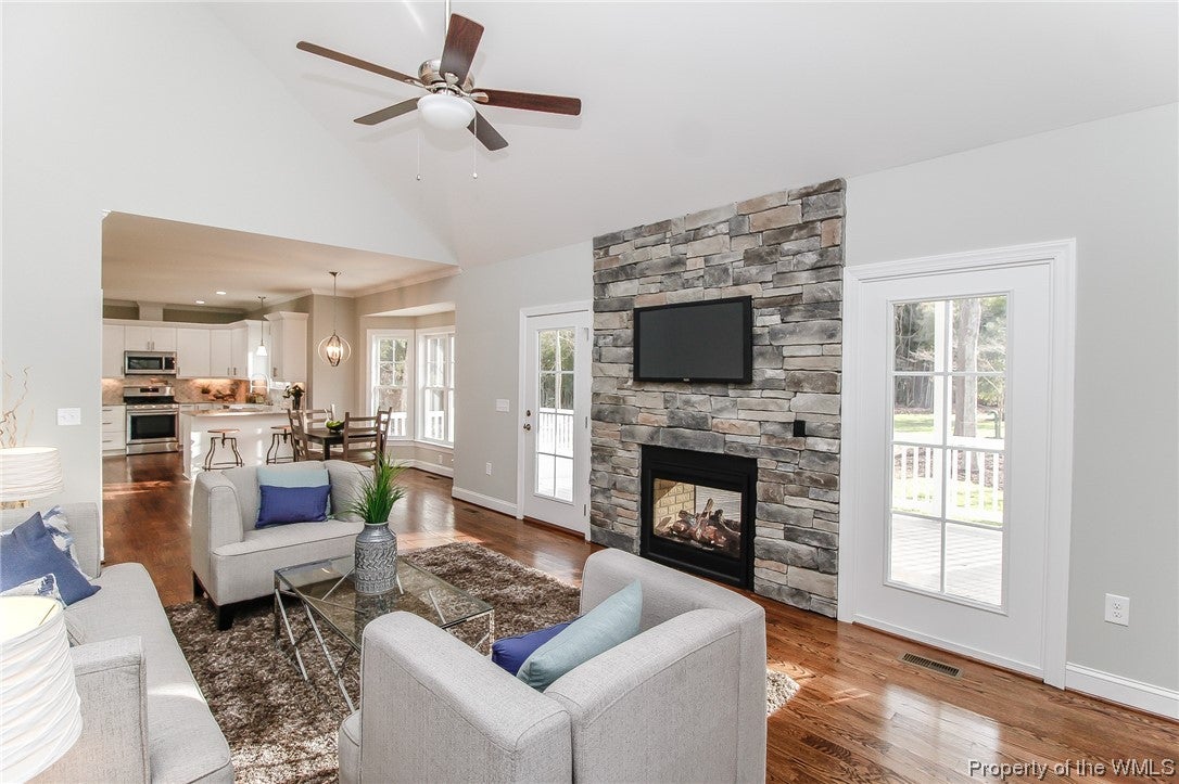 817 Dare Road Yorktown, VA 23692 - Photo 27 of 49 Gallery Image 27