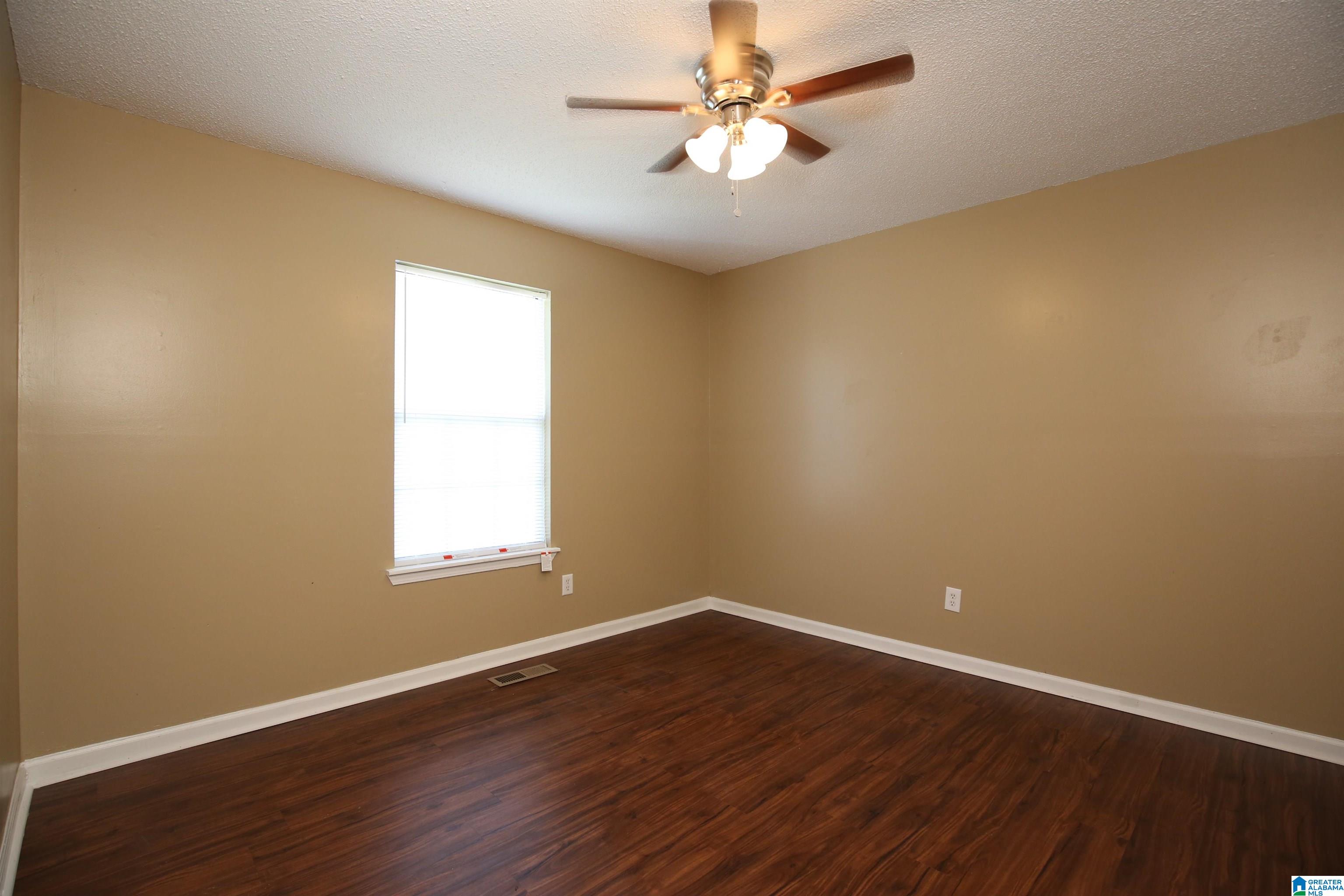 1016 10th Street Pleasant Grove, AL 35127 - Photo 9 of 21