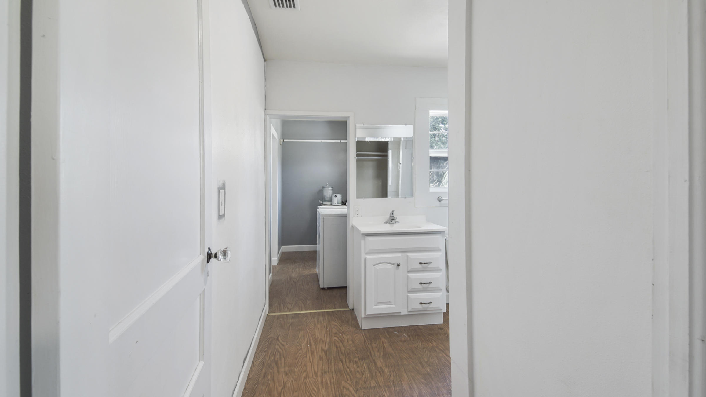 36 Williams Road DeFuniak Springs, FL 32433 - Photo 21 of 40 a bathroom with a sink and mirror