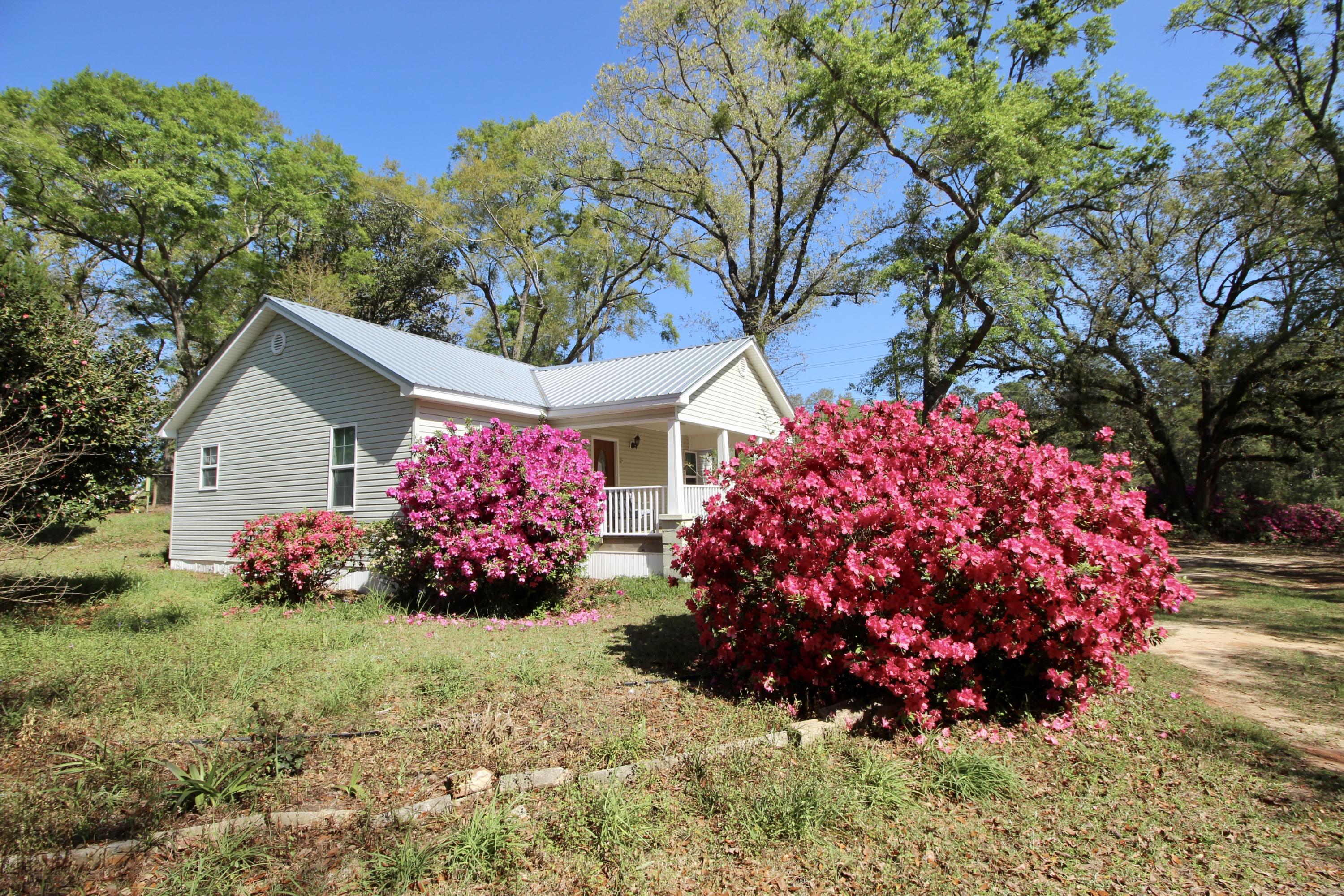 36 Williams Road DeFuniak Springs, FL 32433 - Photo 8 of 40