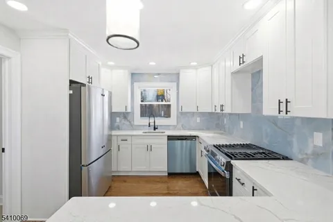 $649,900 | 47 Nokomis Avenue, Lake Hiawatha, NJ 07034