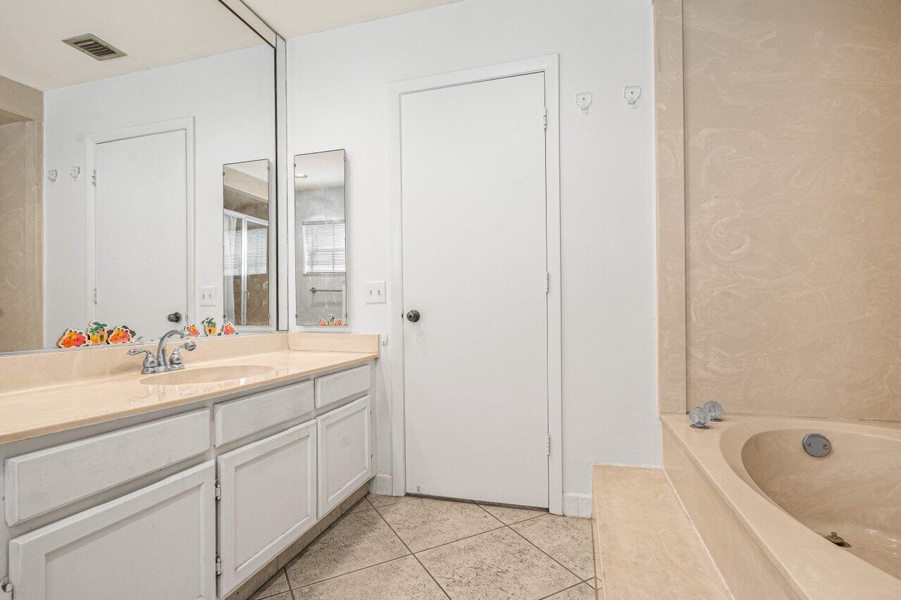 6109 Old Court Road, Unit 238 Boca Raton, FL 33433 - Photo 33 of 39 028-6109OldCourtRoad-Unit238-BocaRaton-F