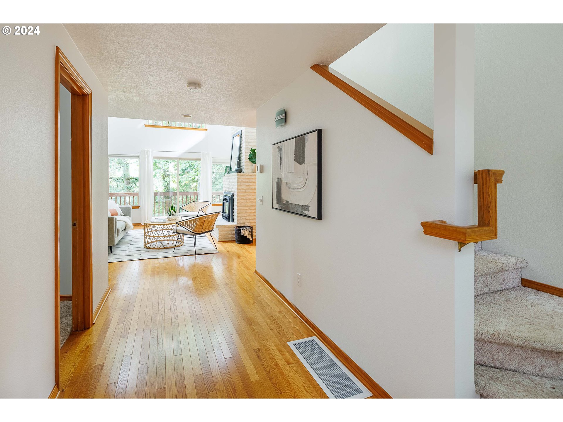 7140 Southwest Raleighwood Lane Portland, OR 97225 - Photo 12 of 35 Gallery Image 12