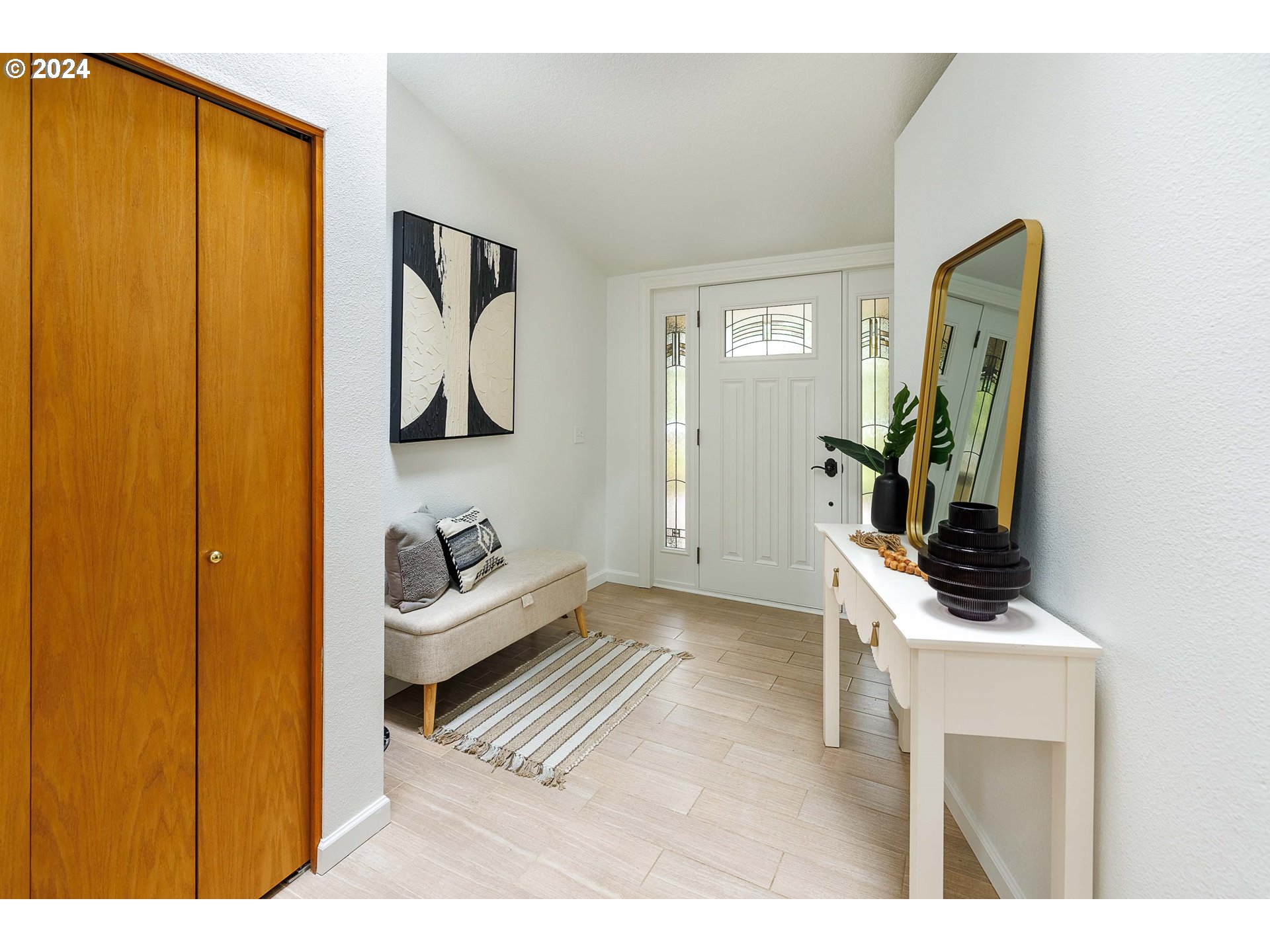 7140 Southwest Raleighwood Lane Portland, OR 97225 - Photo 3 of 35 Gallery Image 3
