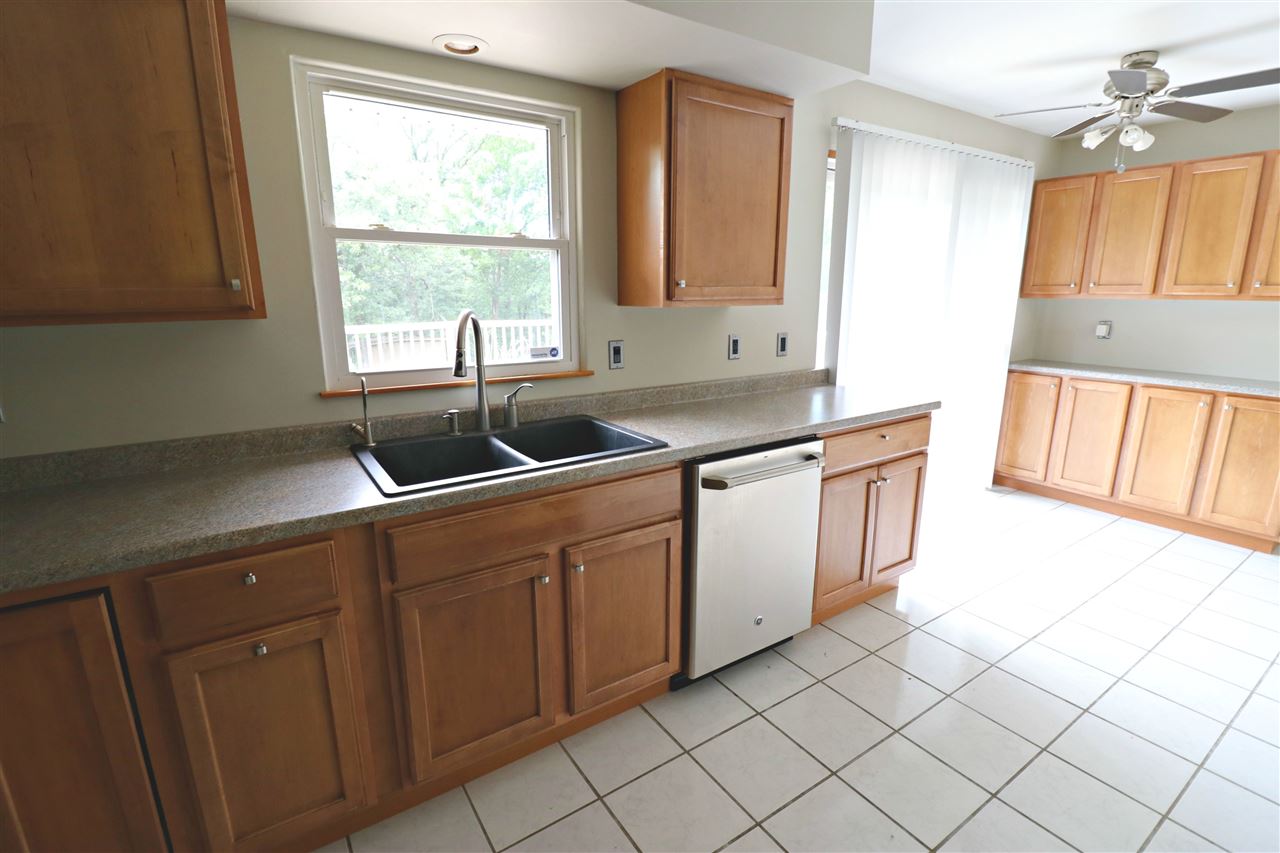 4719 North Koerner Road Peoria, IL 61615 - Photo 8 of 27 Gallery Image 8