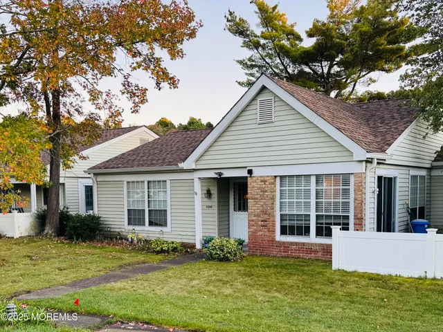 $249,999 | 638 B Finchley Court, Manchester Township, NJ 08759