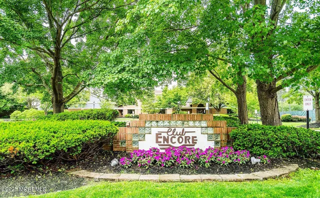 $249,999 | 638 B Finchley Court, Manchester Township, NJ 08759