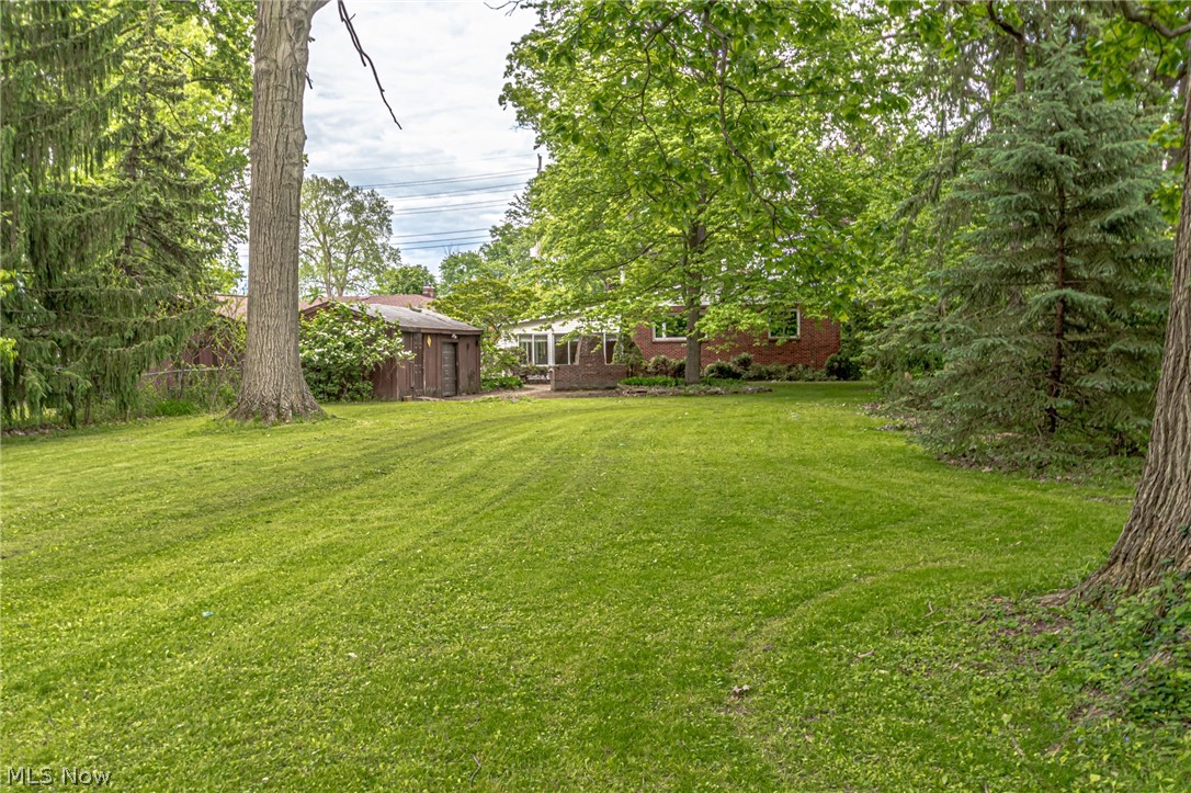6142 Engle Road Brook Park, OH 44142 - Photo 3 of 23 Gallery Image 3