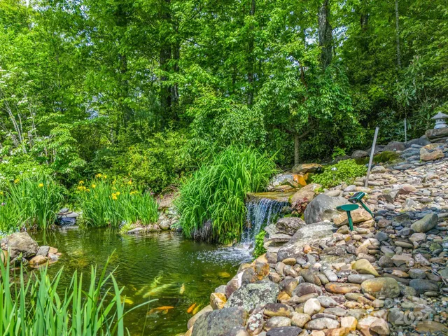 $840,000 | 428 Devils Hole Road, Unit 14, Rosman, NC 28772