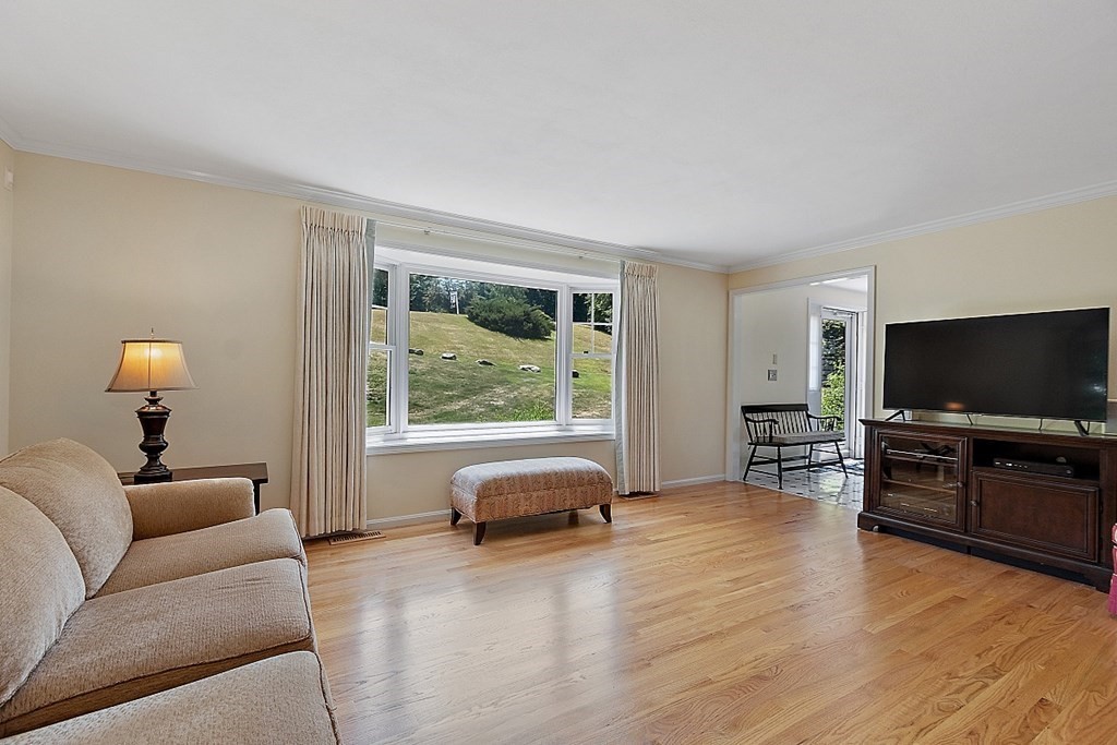 2 Abby Road Westford, MA 01886 - Photo 14 of 35 Gallery Image 14