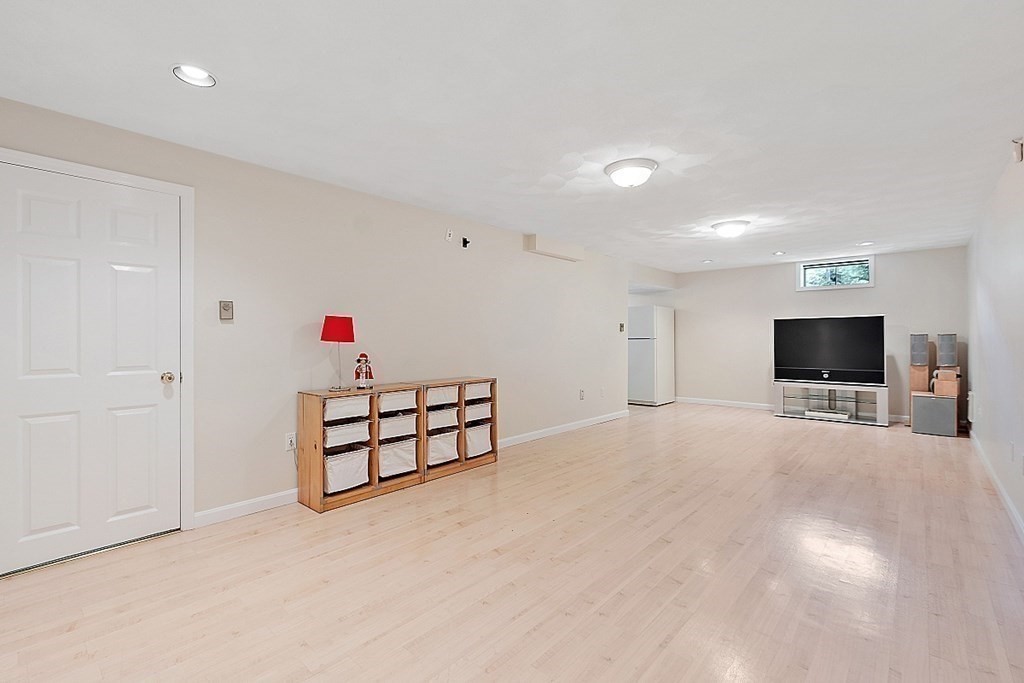 2 Abby Road Westford, MA 01886 - Photo 28 of 35 Gallery Image 28