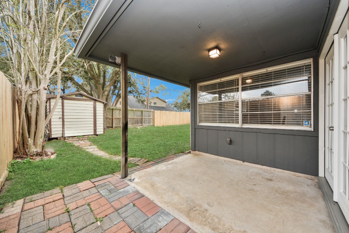 1415 Parry-Sound Pasadena, TX 77504 - Photo 34 of 39 a view of a house with a backyard