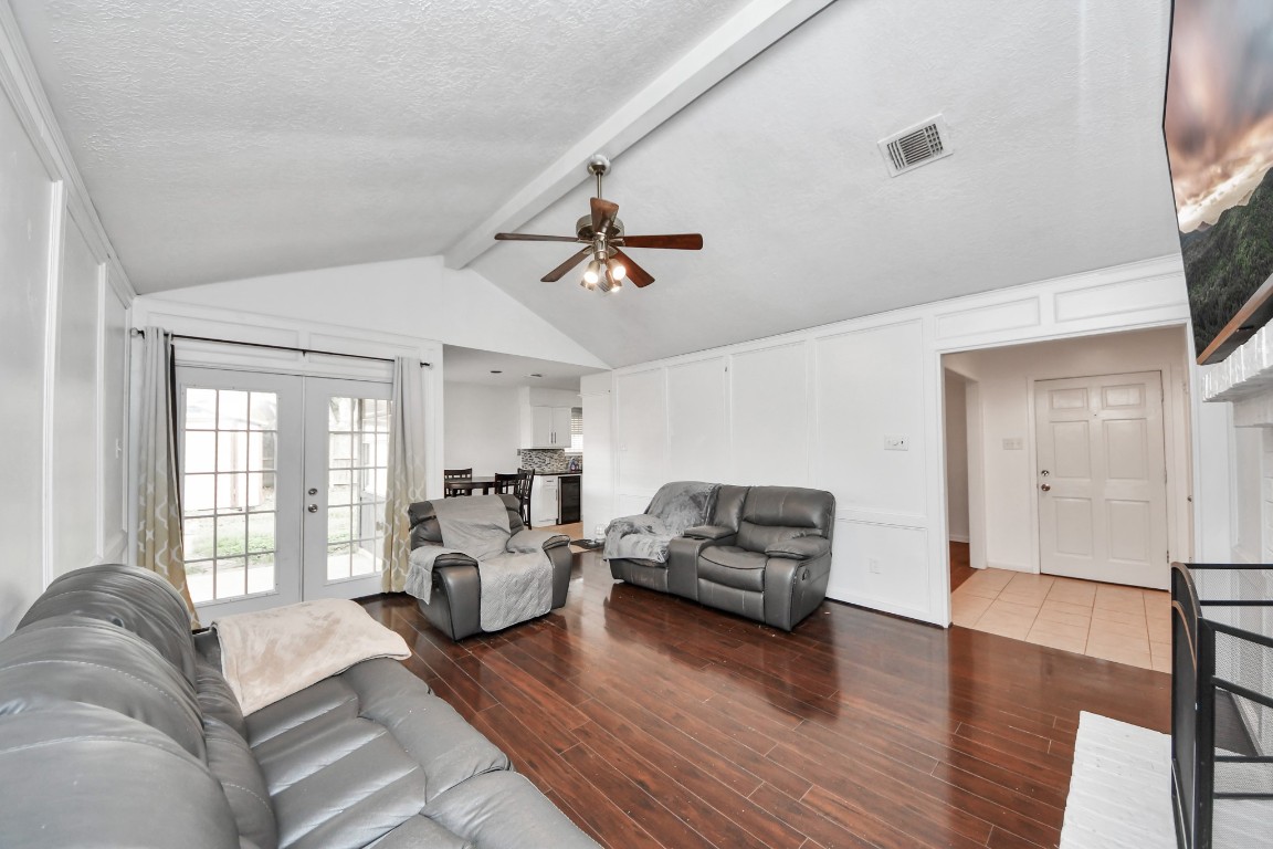1415 Parry-Sound Pasadena, TX 77504 - Photo 9 of 39 a living room with furniture window and wooden floor