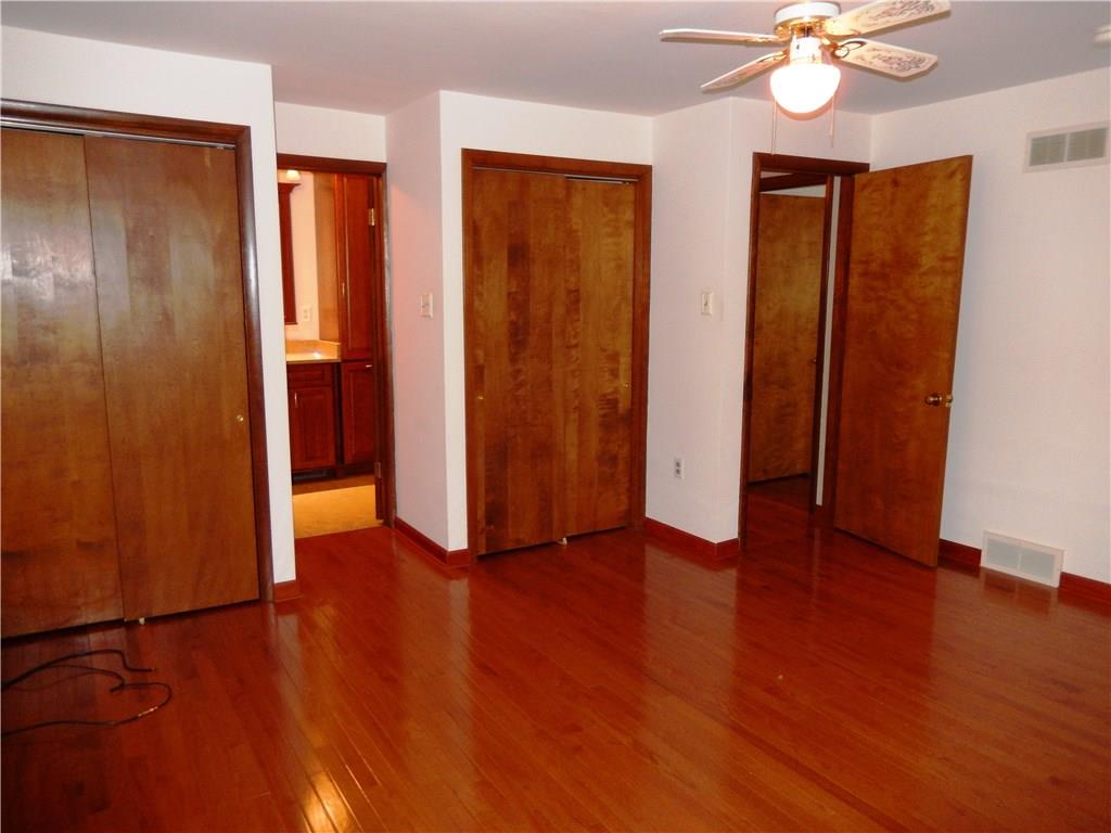 235 Foxglove Road Baden, PA 15005 - Photo 11 of 25