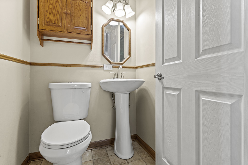 4317 West Linecrest Drive Alsip, IL 60803 - Photo 13 of 16