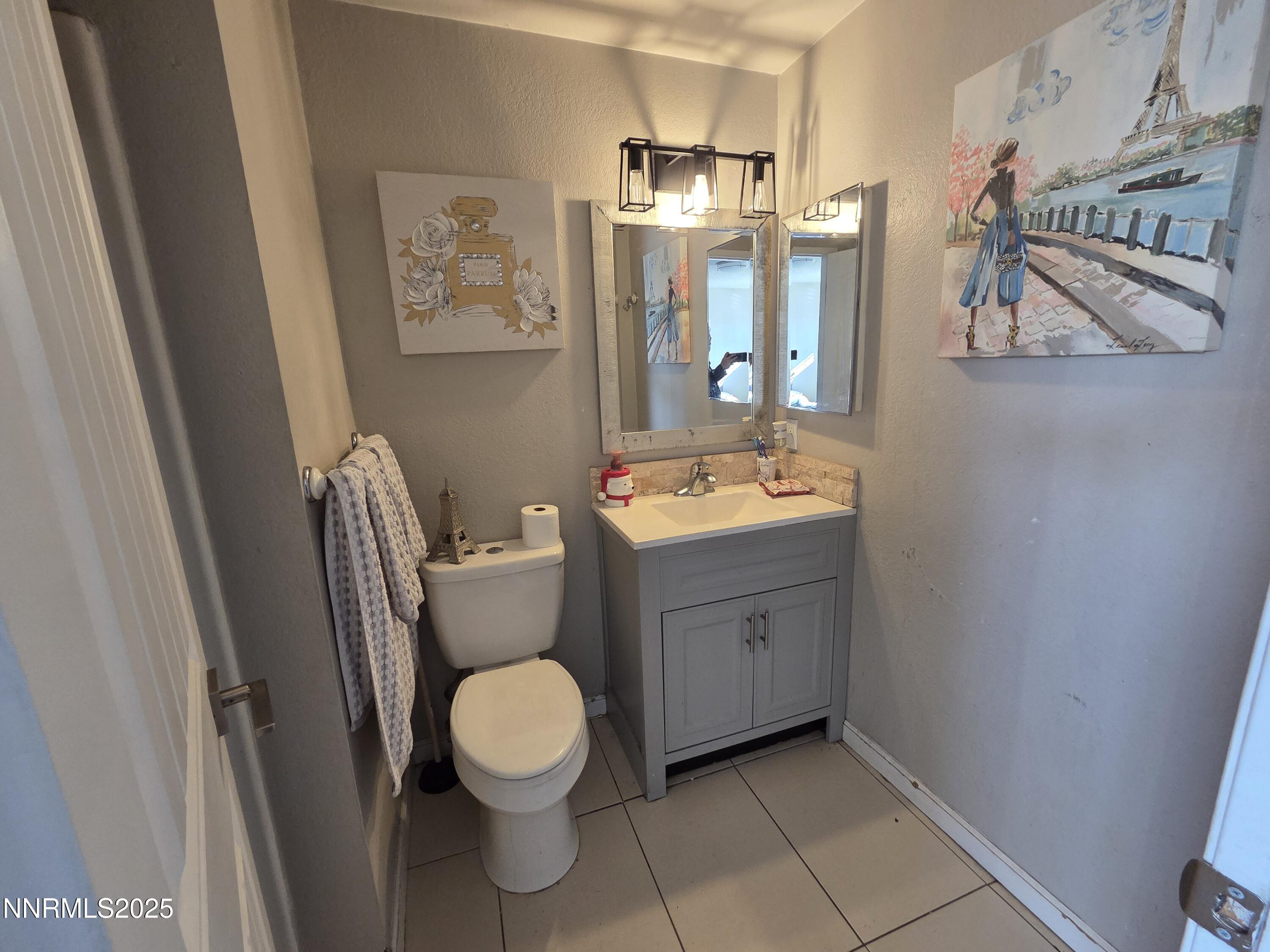 10001 Gabro Street Reno, NV 89506 - Photo 14 of 30 20251223_112654